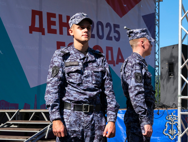 РОСГВАРДИЯ ОБЕСПЕЧИЛА БЕЗОПАСНОСТЬ  В ГОРНО-АЛТАЙСКЕ ВО ВРЕМЯ ПРАЗДНОВАНИЯ ДНЯ ГОРОДА