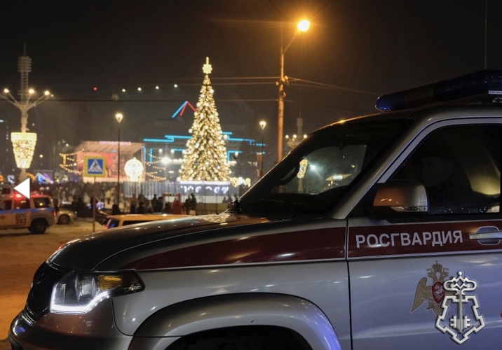 В НОВОГОДНЮЮ НОЧЬ РОСГВАРДИЯ ОБЕСПЕЧИЛА ПРАВОПОРЯДОК В ГОРНО-АЛТАЙСКЕ