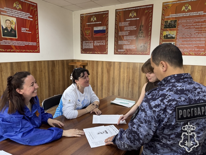 В РЕСПУБЛИКЕ АЛТАЙ РОСГВАРДЕЙЦЫ ПРИНЯЛИ УЧАСТИЕ В АКЦИИ «ДИКТАНТ ПОБЕДЫ»