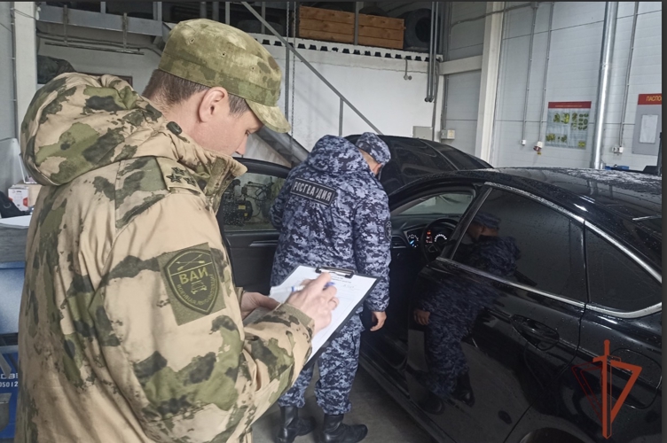 В УПРАВЛЕНИИИ РОСГВАРДИИ ПО РЕСПУБЛИКЕ АЛТАЙ ПРОВОДИТСЯ ГОДОВОЙ ТЕХНИЧЕСКИЙ ОСМОТР ТРАНСПОРТНЫХ СРЕДСТВ