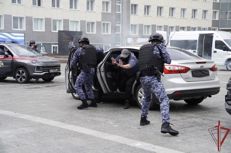 В МОСКВЕ СТАРТОВАЛ ФИНАЛ ВСЕРОССИЙСКОГО КОНКУРСА «ЛУЧШИЙ ПО ПРОФЕССИИ» СРЕДИ СОТРУДНИКОВ ВНЕВЕДОМСТВЕННОЙ ОХРАНЫ РОСГВАРДИИ