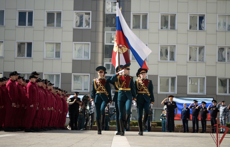 ЗАМЕСТИТЕЛЬ ДИРЕКТОРА РОСГВАРДИИ ГЕНЕРАЛ-ПОЛКОВНИК ВАСИЛИЙ СОНИН ПОЗДРАВИЛ ПОБЕДИТЕЛЕЙ ВСЕРОССИЙСКОГО КОНКУРСА ПРОФЕССИОНАЛЬНОГО МАСТЕРСТВА «ЛУЧШИЙ ПО ПРОФЕССИИ» (ВИДЕО)