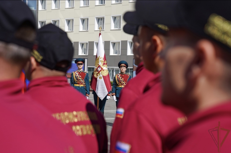 ЗАМЕСТИТЕЛЬ ДИРЕКТОРА РОСГВАРДИИ ГЕНЕРАЛ-ПОЛКОВНИК ВАСИЛИЙ СОНИН ПОЗДРАВИЛ ПОБЕДИТЕЛЕЙ ВСЕРОССИЙСКОГО КОНКУРСА ПРОФЕССИОНАЛЬНОГО МАСТЕРСТВА «ЛУЧШИЙ ПО ПРОФЕССИИ» (ВИДЕО)