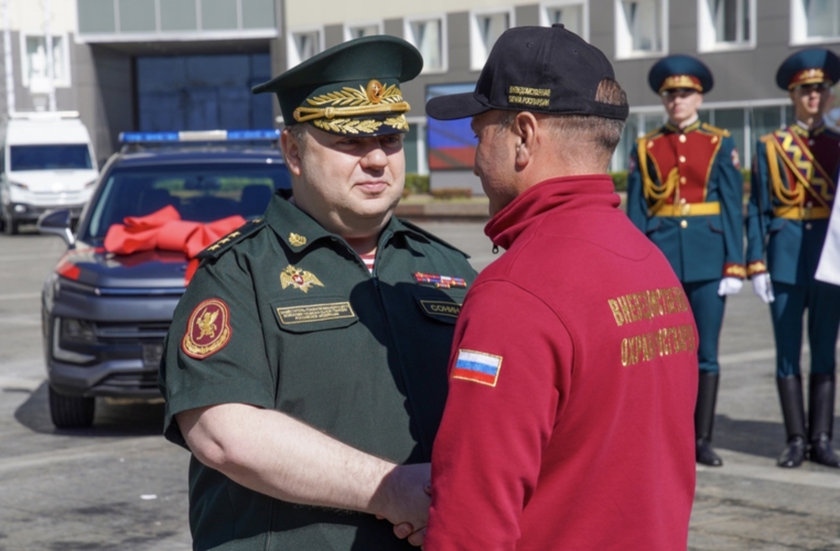 ЗАМЕСТИТЕЛЬ ДИРЕКТОРА РОСГВАРДИИ ГЕНЕРАЛ-ПОЛКОВНИК ВАСИЛИЙ СОНИН ПОЗДРАВИЛ ПОБЕДИТЕЛЕЙ ВСЕРОССИЙСКОГО КОНКУРСА ПРОФЕССИОНАЛЬНОГО МАСТЕРСТВА «ЛУЧШИЙ ПО ПРОФЕССИИ» (ВИДЕО)